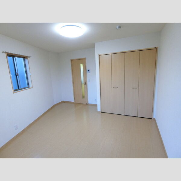 その他 (洋室(8.3帖　収納側))