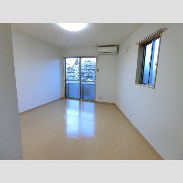 その他 (洋室(8.3帖　バルコニー側))