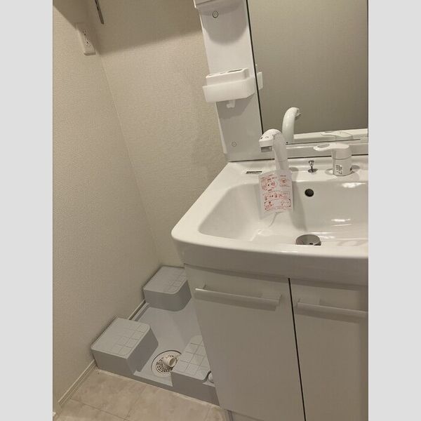 洗面所 (洗髪洗面化粧台・防水パン)