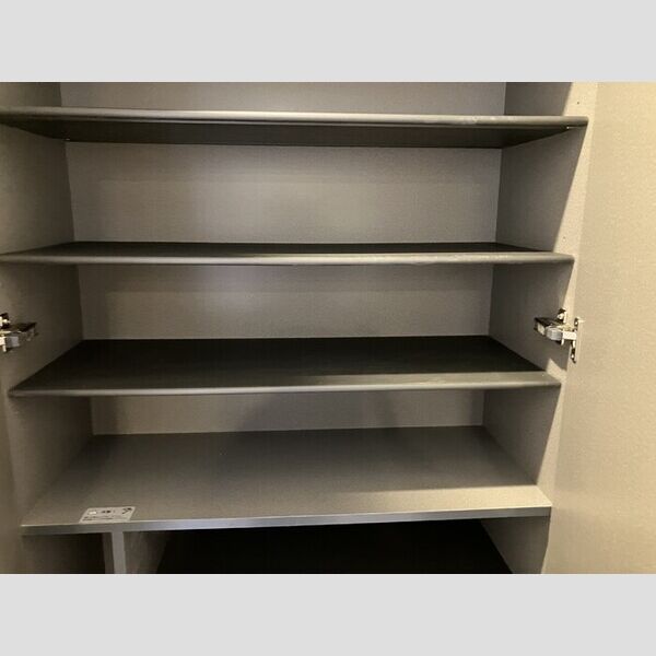 玄関 (シューズボックス)