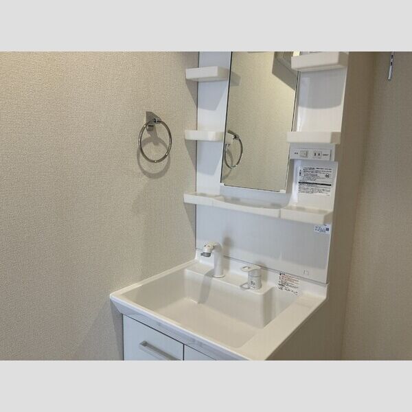 洗面所 (洗髪洗面化粧台)