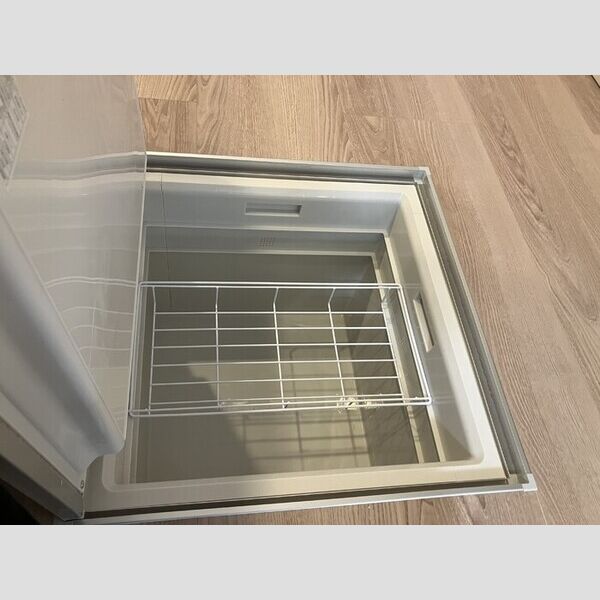 収納 (床下収納)