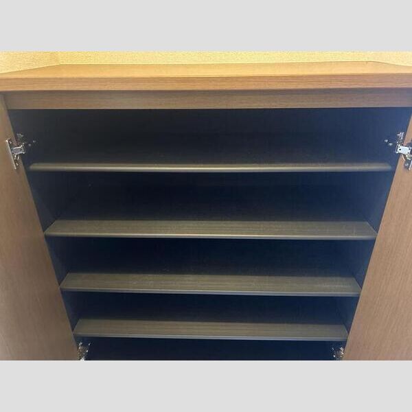 玄関 (シューズボックス)