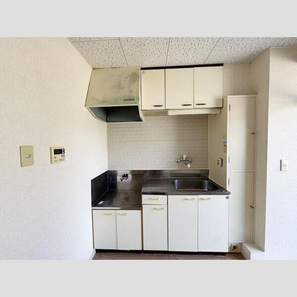 キッチン (キッチン)