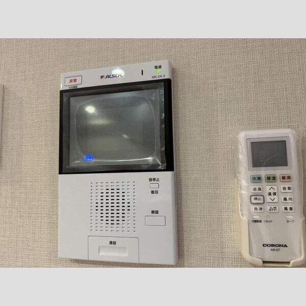 その他設備 (モニター付きインターホン)