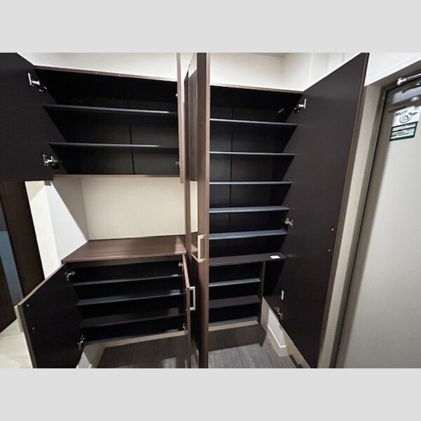 玄関 (シューズボックス)