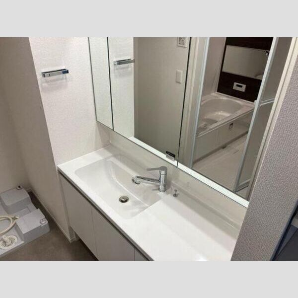 洗面所 (洗髪洗面化粧台)