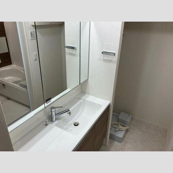 洗面所 (洗髪洗面化粧台)