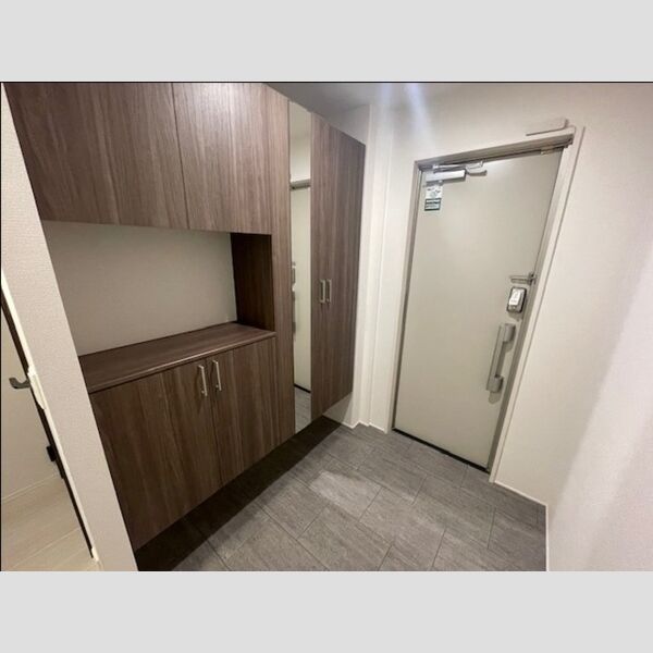玄関 (玄関)