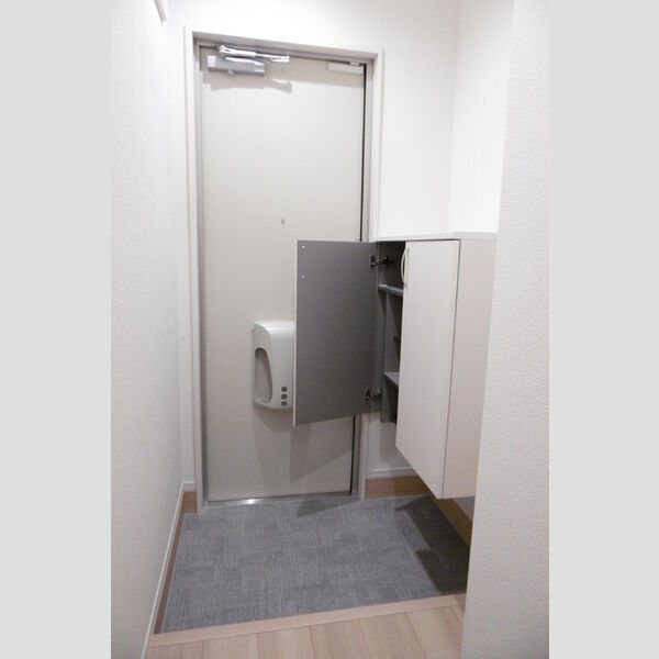 玄関 (玄関)