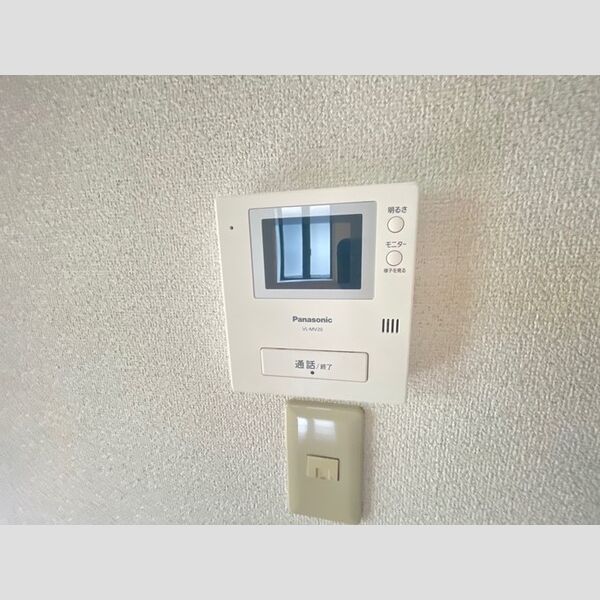 その他設備 (モニター付きインターホン)