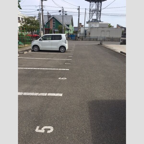 駐車場 (駐車場)