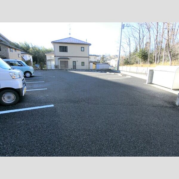 駐車場 (駐車場)