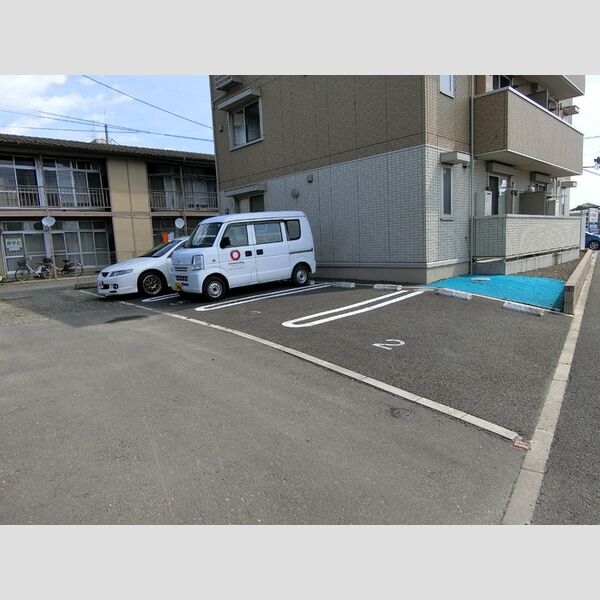 駐車場 (駐車場)