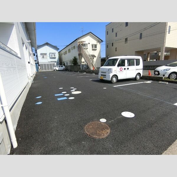 駐車場 (駐車場)