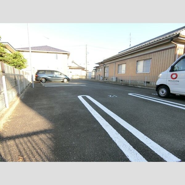 駐車場 (駐車場)