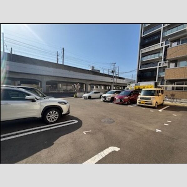 駐車場 (駐車場)