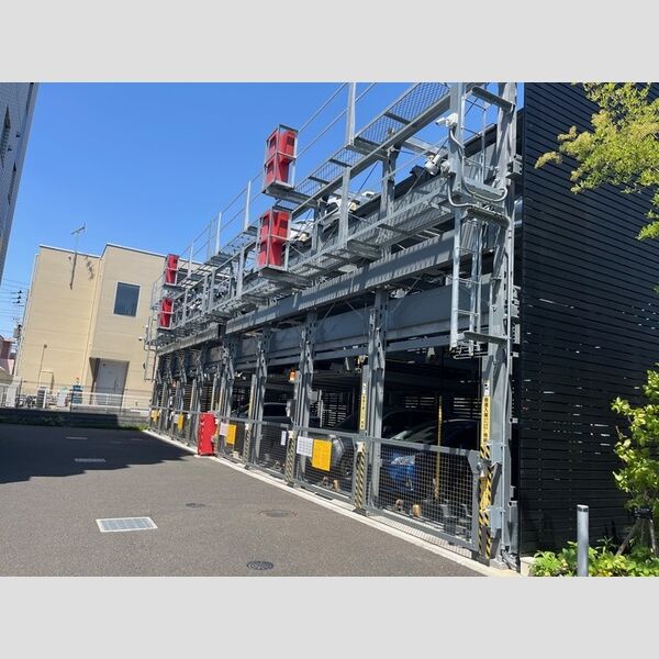 駐車場 (駐車場)