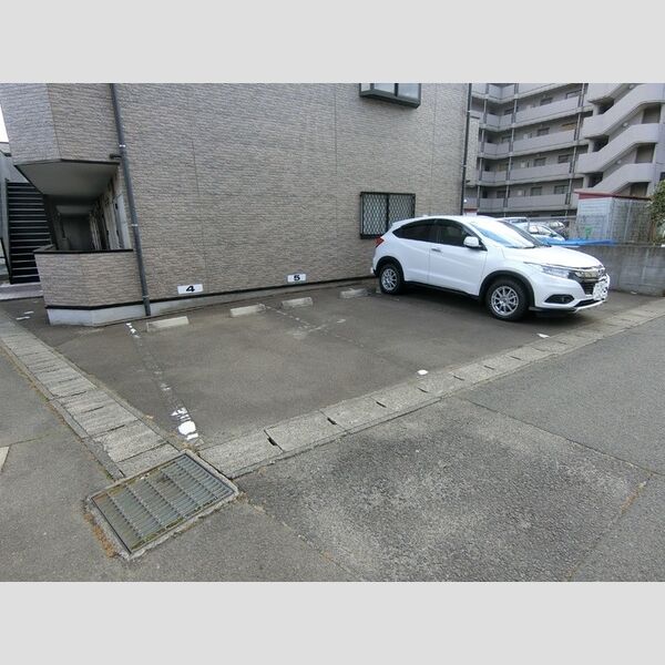 駐車場 (駐車場)
