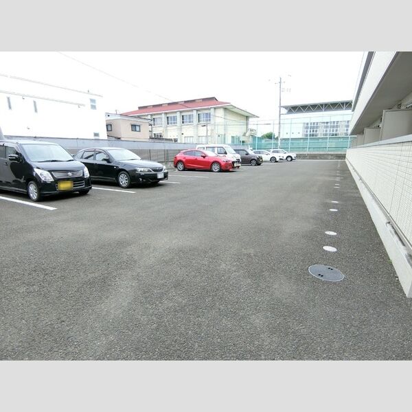 駐車場 (駐車場)