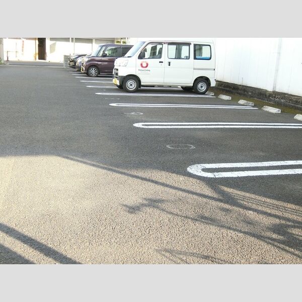 駐車場 (駐車場)