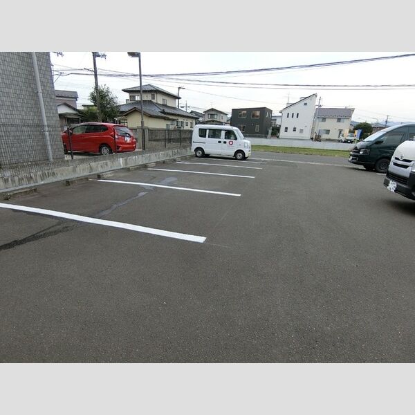駐車場 (駐車場)