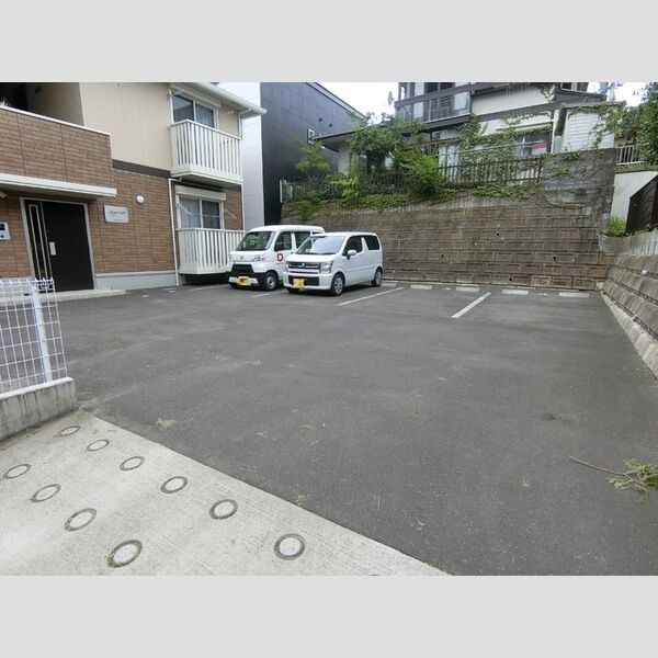 駐車場 (駐車場)