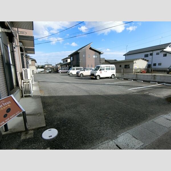 駐車場 (駐車場)