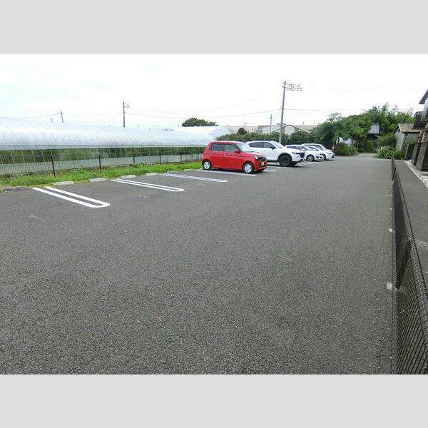 駐車場 (駐車場)