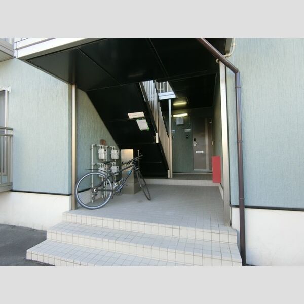 エントランス (エントランス)