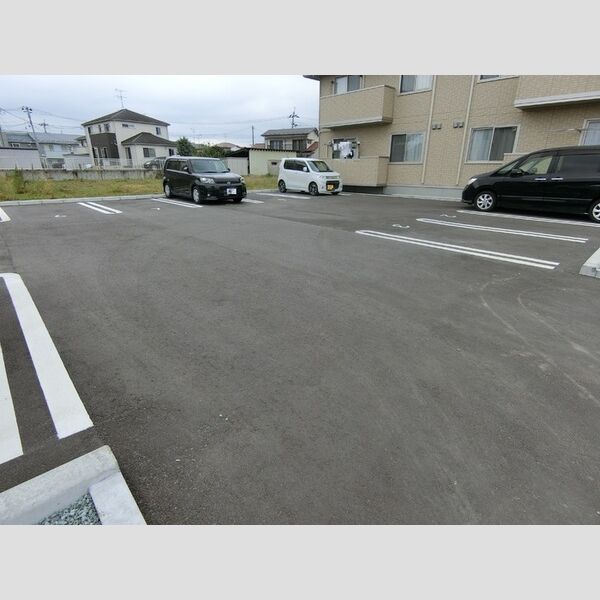 駐車場 (駐車場)