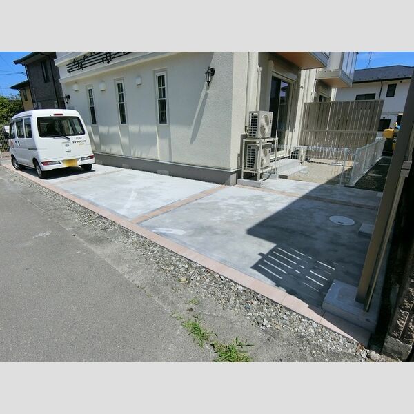 駐車場 (駐車場)