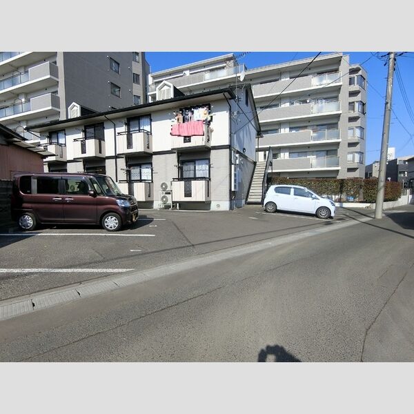 駐車場 (駐車場)