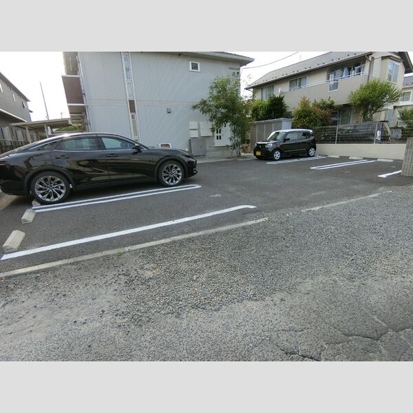 駐車場 (駐車場)