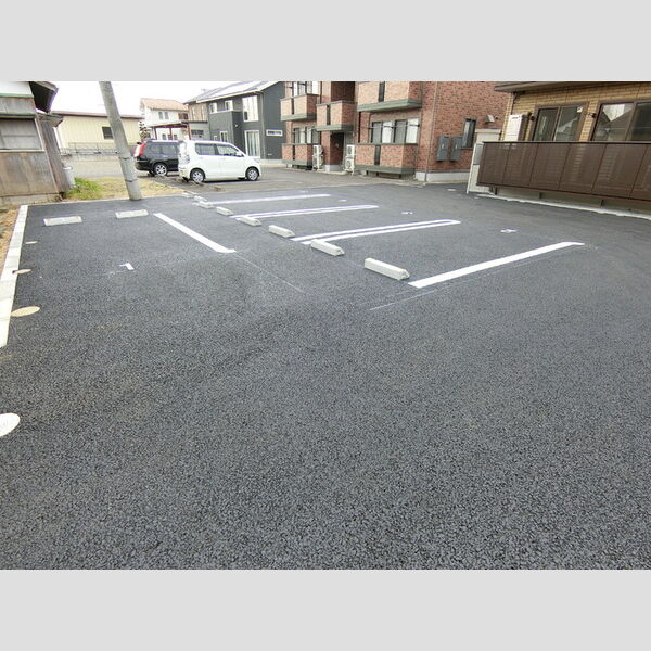 駐車場 (駐車場)