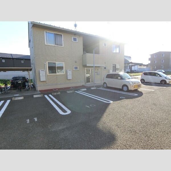 駐車場 (駐車場)