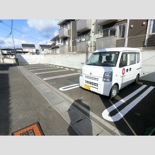 駐車場 (駐車場)