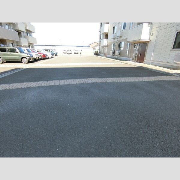 駐車場 (駐車場)