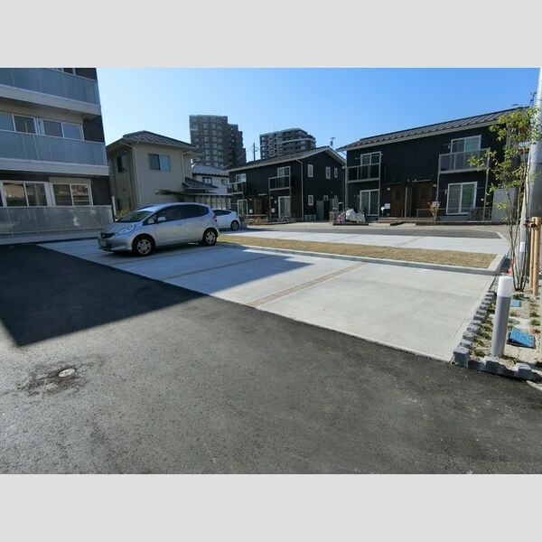 駐車場 (駐車場)