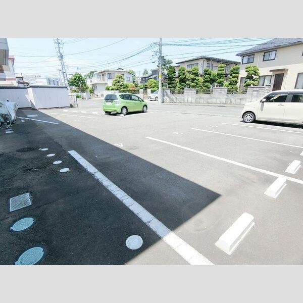 駐車場 (駐車場)