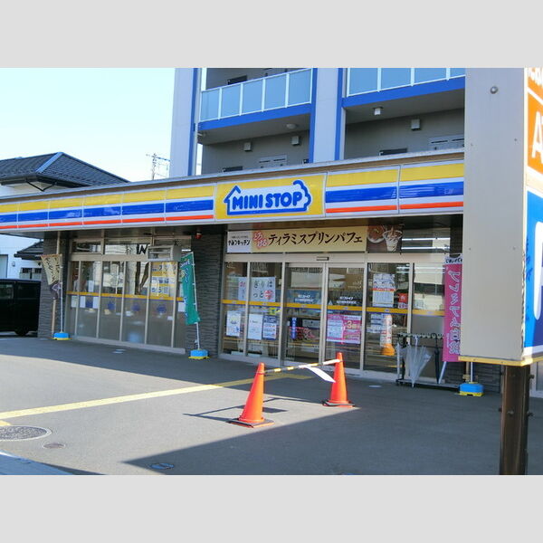 現地周辺 (ミニストップ仙台薬師堂駅前店)