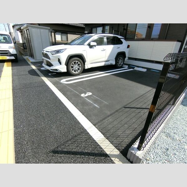 駐車場 (駐車場)