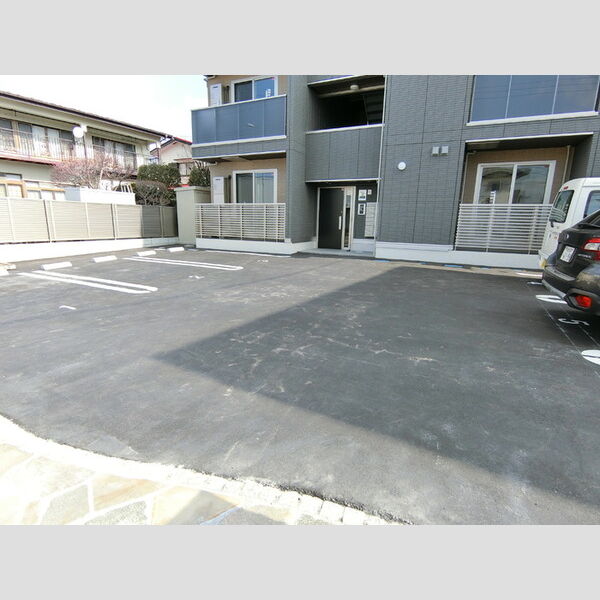 駐車場 (駐車場)