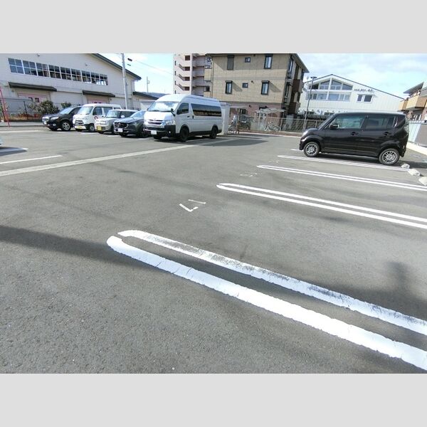 駐車場 (駐車場)