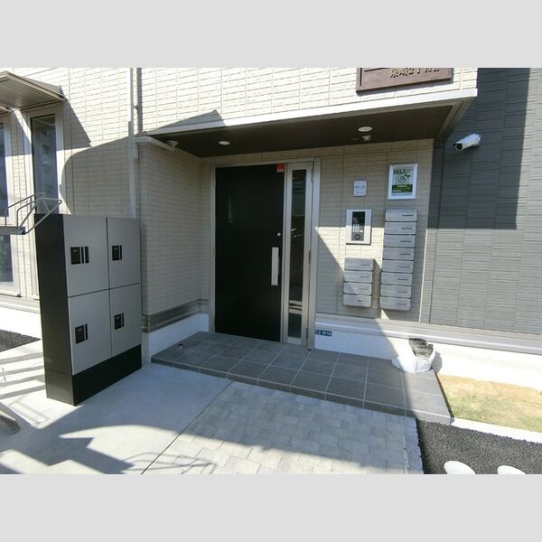 エントランス (エントランス)