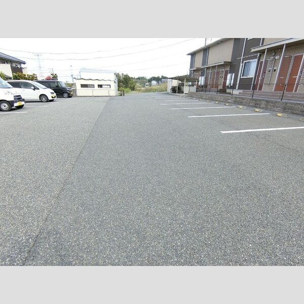 駐車場 (駐車場)