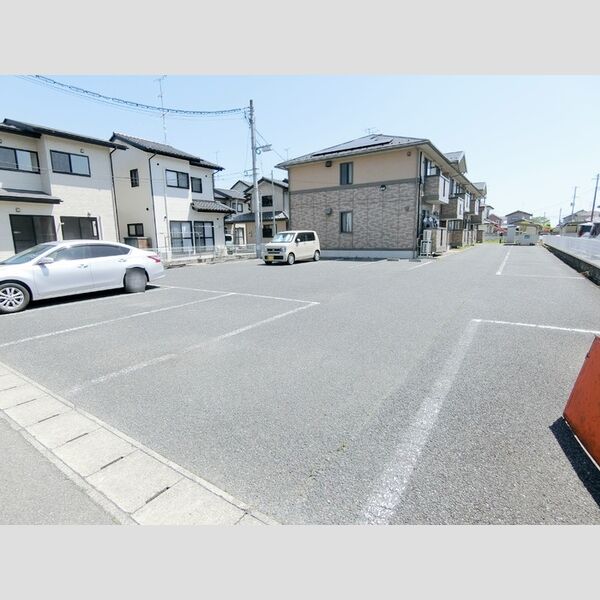 駐車場 (駐車場)