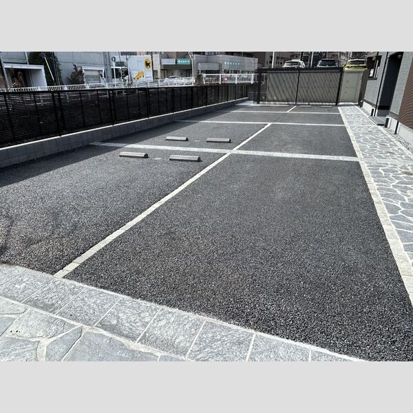 駐車場 (駐車場)