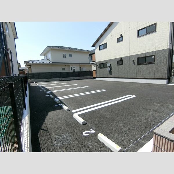 駐車場 (駐車場)
