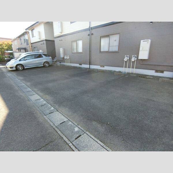 駐車場 (駐車場)